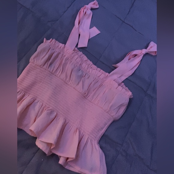 Forever 21 Ruffle Tank - Picture 2 of 6